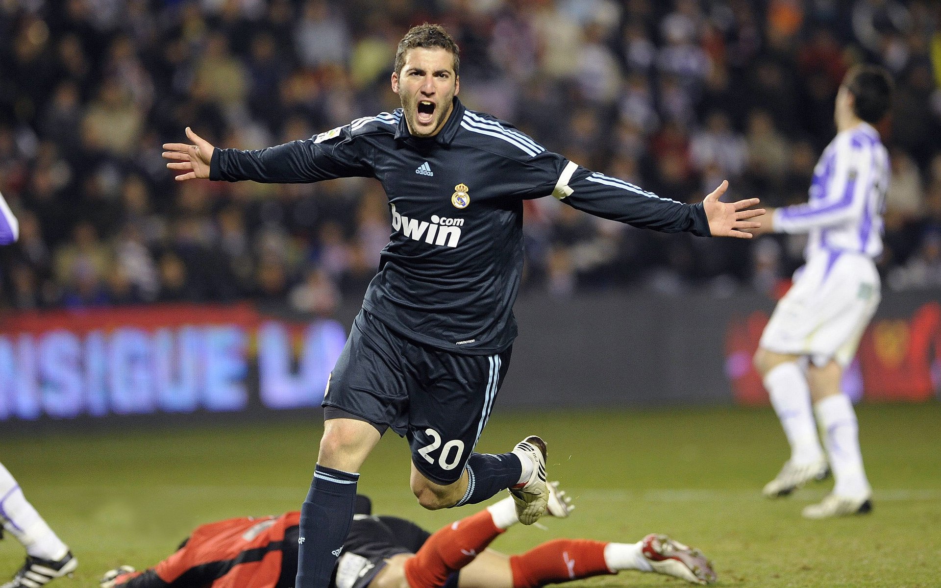 五大联赛德比战情绪管理是否决定技战术发挥,五大联赛的德比各有哪些