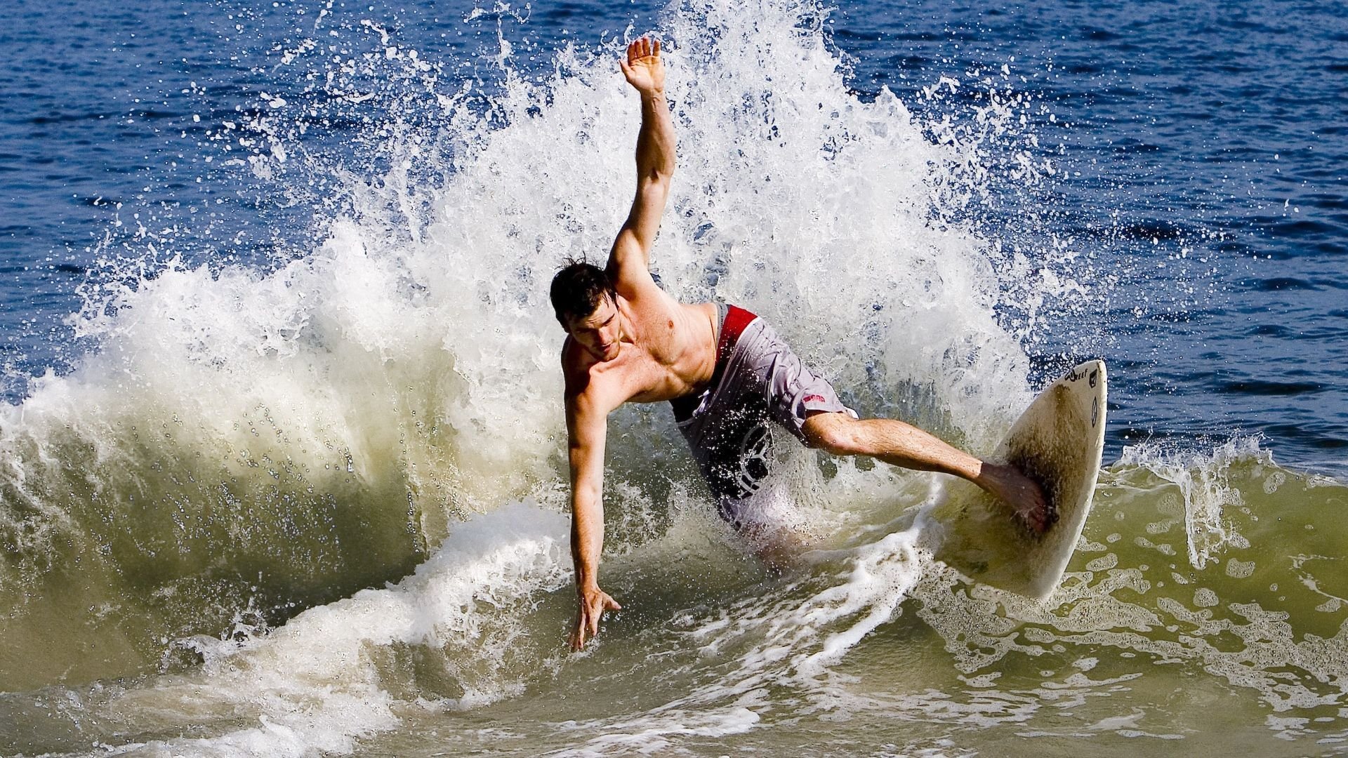 仰泳技术动作流畅性提升策略,仰泳完整配合技术口诀